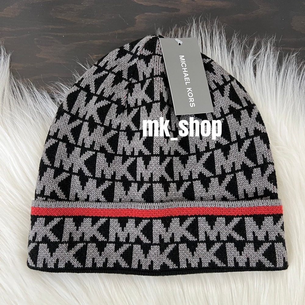 Michael Kors Men’s Hat & Scarf Set - Picture 4 of 11